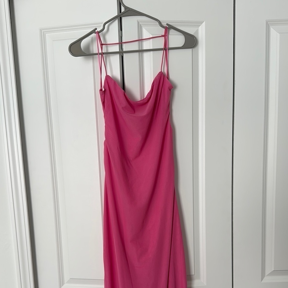 Elegant Pink Spaghetti Strap Backless Dress